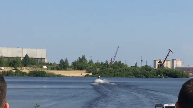 По озеру на RMK 800 смотреть онлайн