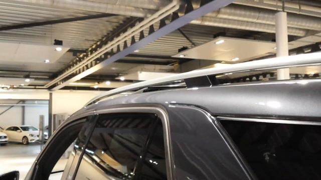 Mercedes-Benz ML63 AMG 2015 In Depth Review Interior Exterior смотреть онлайн