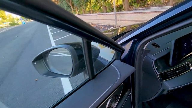 OMODA E5 | El hermano eléctrico del C5 смотреть онлайн