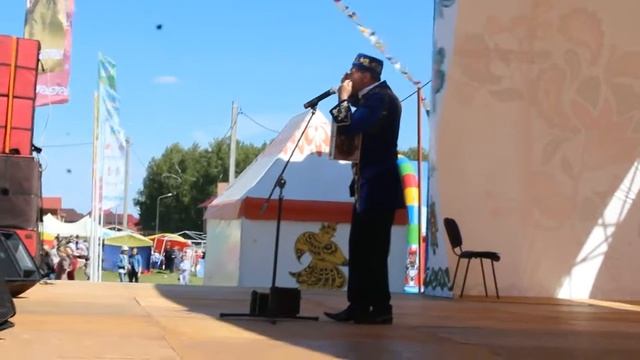 Лаишевский Сабантуй (4) смотреть онлайн