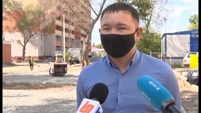 Благоустраивать дворы в рамках «Дорожной карты занятости» начали в Павлодаре 20.05.20 смотреть онлайн