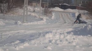 3 Богатыря по дороге на мото-санях