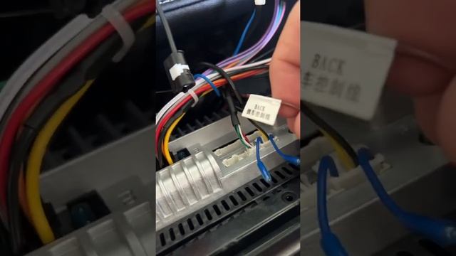 2016 Toyota Rav4 identification of reverse sensing wire for back up camera. смотреть онлайн