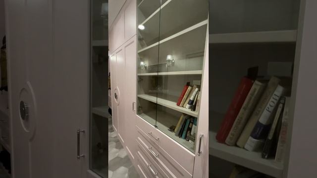 Прихожая «Турин» вдоль длинного коридора смотреть онлайн