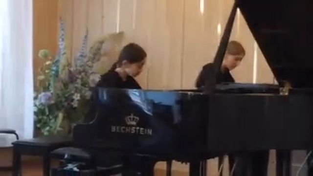 А. Шнитке. Детство Чичикова(Ревизская сказка) смотреть онлайн