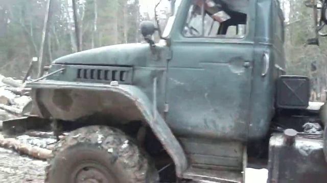 Погрузка пиловочника.AVI смотреть онлайн