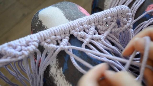 Сумка в технике макраме. Как я училась плести макраме? смотреть онлайн