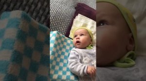 Малыш разговаривает