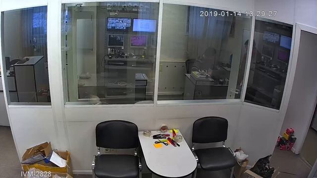 Видеокамера IP IVM-2828. 2MP, IMX323, HI3516CV300, 3.6мм. Офис, день! смотреть онлайн
