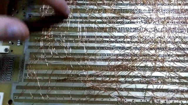 Макетная плата для пайки из древности (как это было 40 лет тому) смотреть онлайн