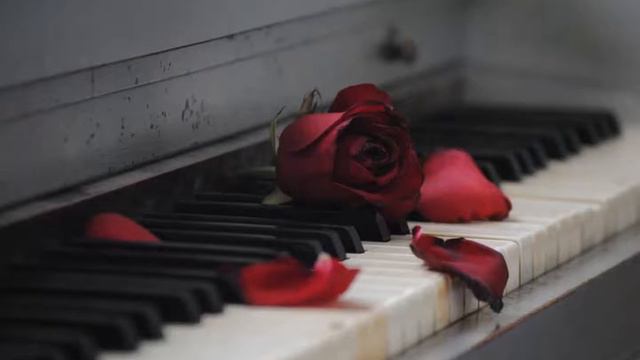 Philipp Röchter - Empty Walls 2018 (Original) смотреть онлайн