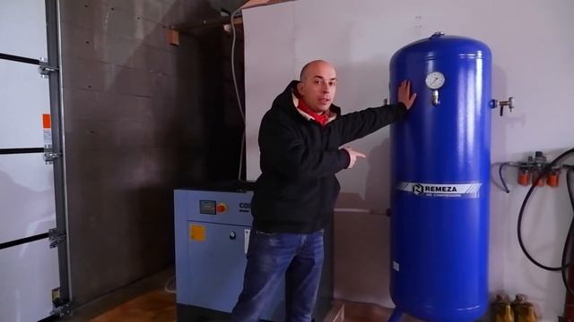Винтовой компрессор для небольшого производства COMARO XB смотреть онлайн