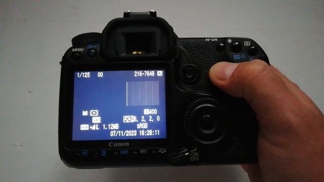 Canon EOS 40D смотреть онлайн