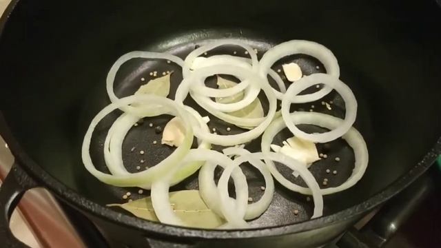 Подчеревок в духовке в чугунной кастрюле #Биол. Достойная замена колбасе.