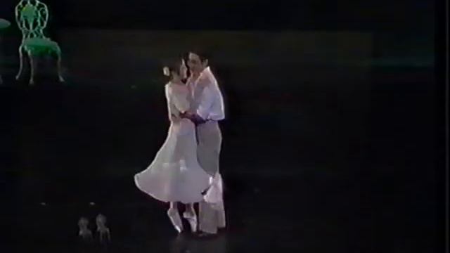 Domy Reiter-Soffer Lady Of The Camellias смотреть онлайн