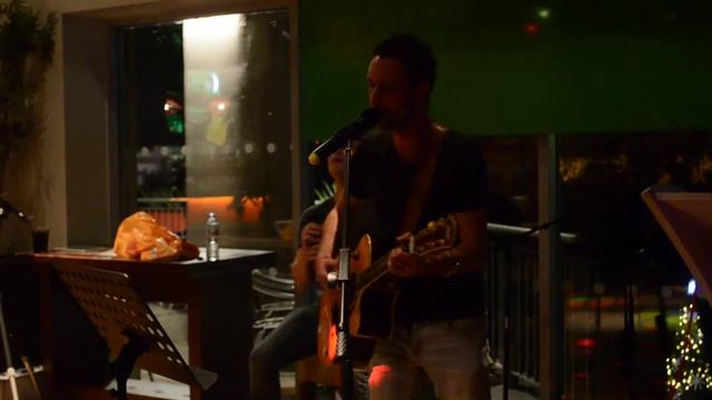 Marvin Gaye - I Heard it Through the Grapevine (cover by Tony Sapiano FT. Liam Holmes) смотреть онлайн