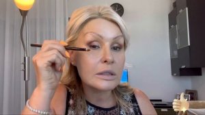 САМЫЙ ИДЕАЛЬНЫЙ ОМОЛАЖИВАЮЩИЙ ВЕЧЕРНИЙ МАКИЯЖ 50-55 ЛЕТ. ЛИФТИНГ МАКИЯЖ 50+ ТЕНИ ОТ TOO FACED,Over5