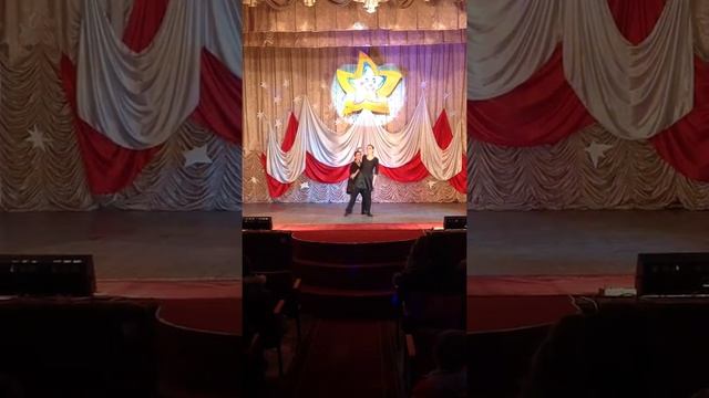 танец группы "Вольный ветер" смотреть онлайн