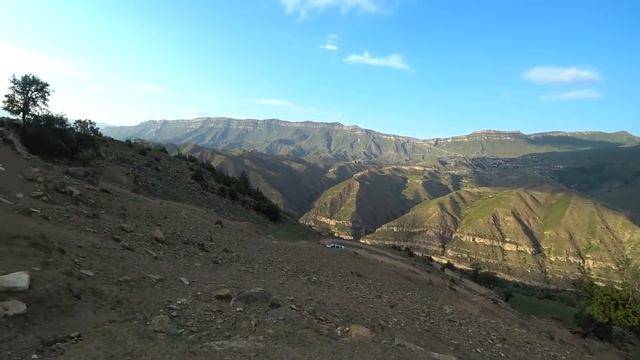 Гамсутль ЗАБРОШЕННЫЙ ГОРОД. Опасно ли в Дагестане? Неизведанный Дагестан 2020! З смотреть онлайн