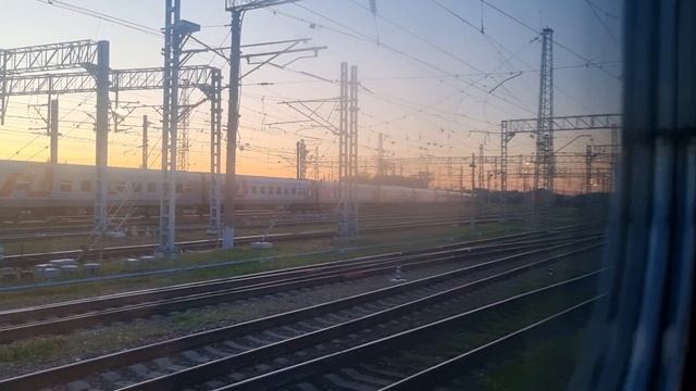 "Тапок на ГХ" - Тепловоз ТЭП70-0125 с .поездом Смоленск-Санкт-Петербург. смотреть онлайн