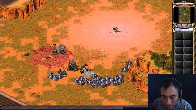 WTF MAP!? Red Alert 2 Yuri's Revenge Online Multiplayer смотреть онлайн