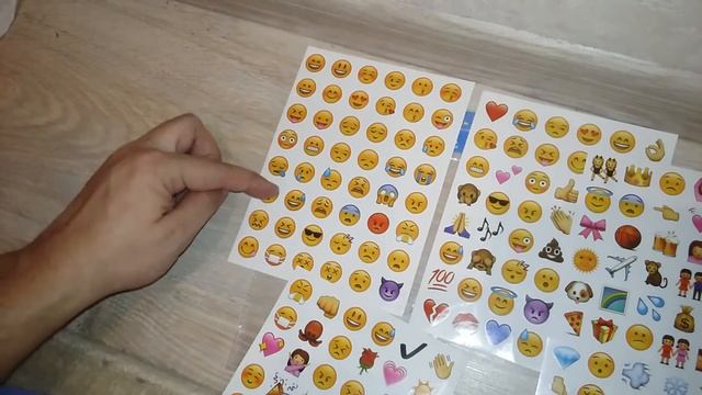 Веселые стикеры смайлики с AliExpress смотреть онлайн