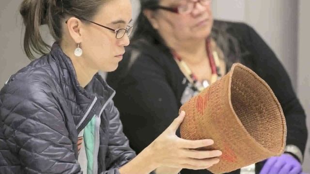Twining Cedar (1 of 15): Annette Island Tsimshian Basket Weaving смотреть онлайн