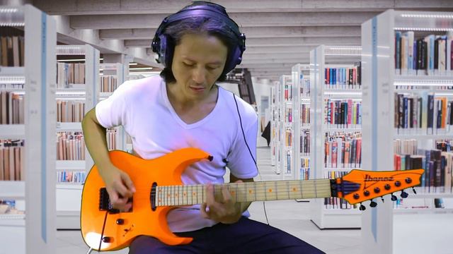 Funky Blues Jam on Ibanez RG 565 смотреть онлайн