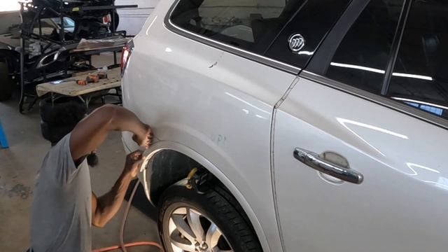 DIY2014-2015 Buick Enclave how to take the back bumper off смотреть онлайн