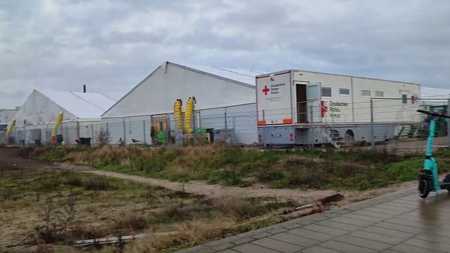 Лагерь беженцев в Бремене смотреть онлайн