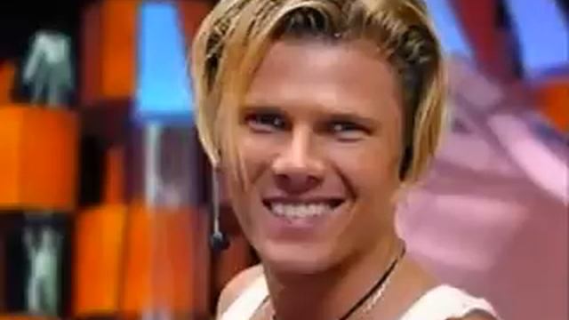 Константин Легостаев - Под одним одеялом смотреть онлайн