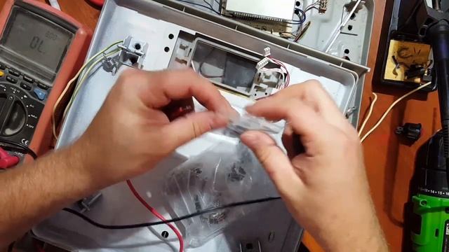 Как устроены электронные напольные весы. Ремонт напольных весов. Весы не включаются Cameron bfs-333 смотреть онлайн