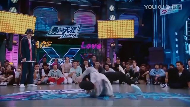 My Favorite Scenes of Wang Yibo @ Street Dance of China Seasons 3, 4 and 5 смотреть онлайн