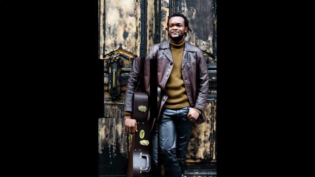 Pytshens Kambilo l'Alto-Chimiste, A mon frère extrai de l'album Ndoa смотреть онлайн