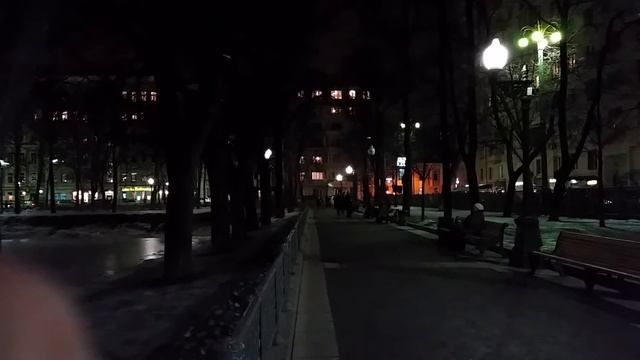Патриарший пруд зимой вечером 2016 смотреть онлайн