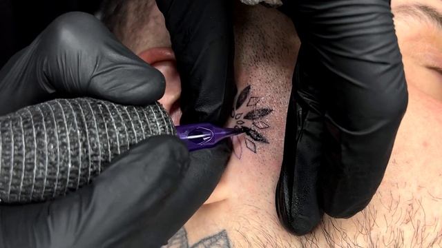 Face Mandala Tattoo Timelapse смотреть онлайн