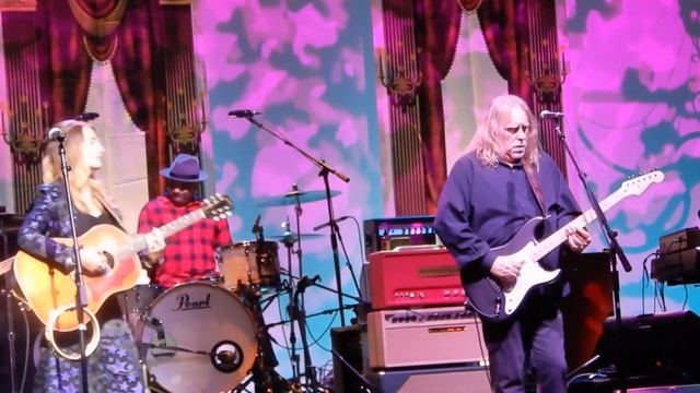 Forever Young...Warren Haynes...The Last Waltz...Margo Price...11/21/19...Chicago...Chicago Theatre смотреть онлайн