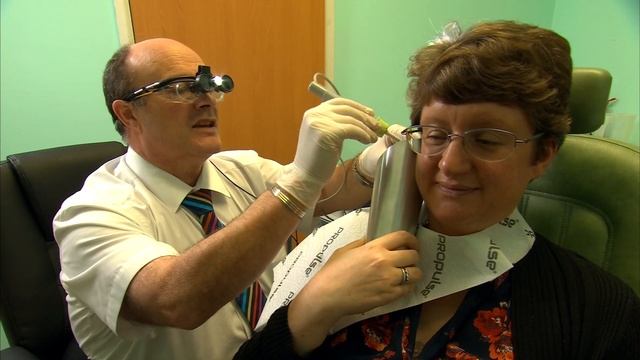 Honiton Hearing ear irrigation смотреть онлайн