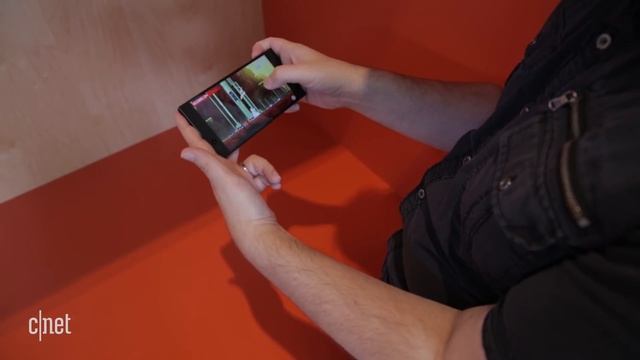 Razer Phone: Hands-on смотреть онлайн