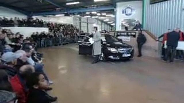 OPEL INSIGNIA AUX ENCHERES смотреть онлайн