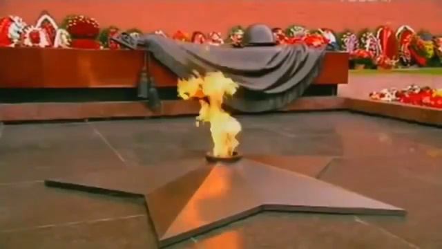 Виктор Суходольский "У вечного огня" смотреть онлайн
