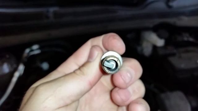 2014 Kia Sportage SUV With Hyundai Theta II GDI 2.4L I4 Engine - Checking Spark Plugs смотреть онлайн