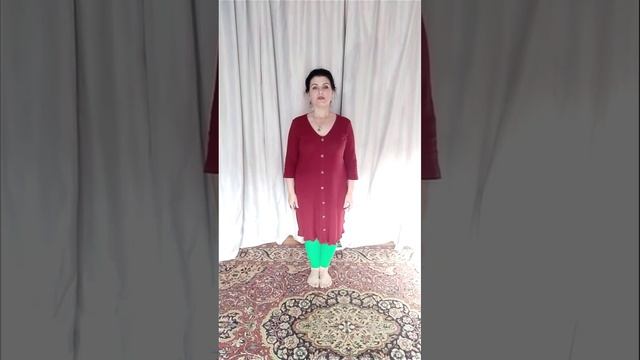 Poza-skali-dlya-nog-i-spini