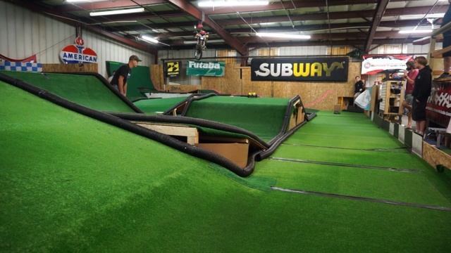 How To Race On Astro Turf смотреть онлайн