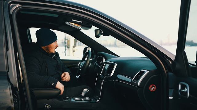 Jeep Grand Cherokee SRT8 | Из Америки, с Любовью! смотреть онлайн