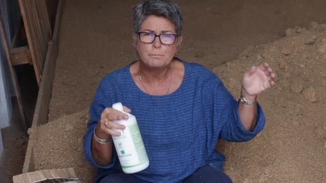 INTRODUCTION TO BOKASHI | WIGGLY WIGGLERS смотреть онлайн