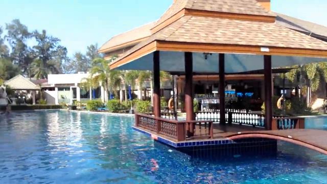 отель Чиватара Резорт Бангтао Бич смотреть онлайн