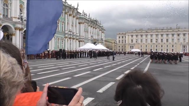 Петербург 2023. Посвящение в курсанты ГУМРФ им. адмирала С. О. Макарова. 30. 09. 23. смотреть онлайн