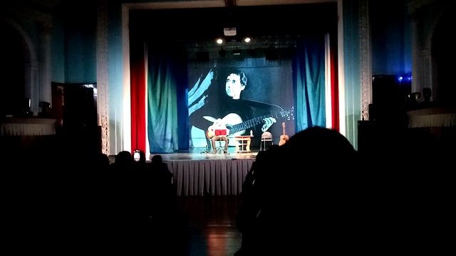 Диалог у телевизора