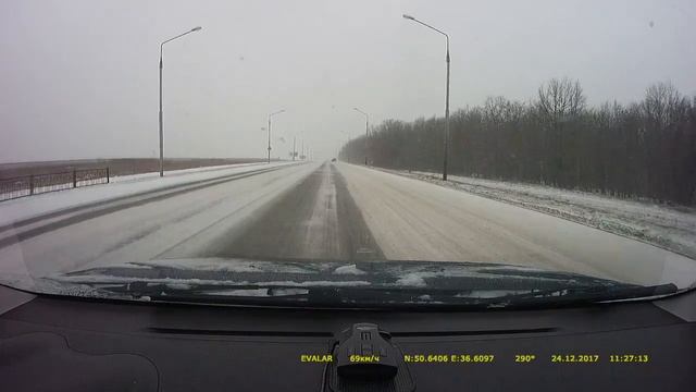 SilverStone Monaco S на КРИС П1 в спину смотреть онлайн